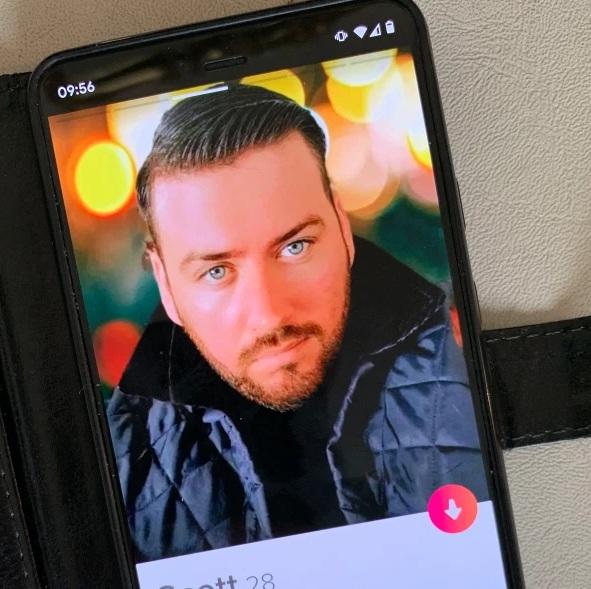 abuelita tinder nieto soltero