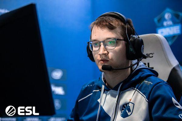 Dota 2 Matumbaman