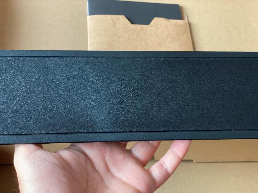 BlackWidow V3 Reposamanos